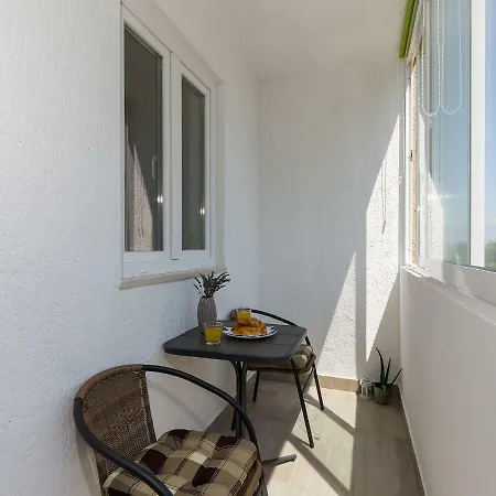 Lory's Place شقة بولا